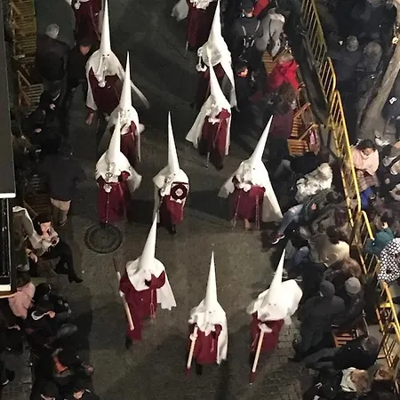 En Plaza Candelaria, Casco Antiguo Homestay