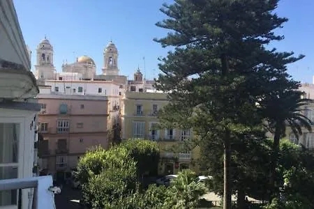 Проживание в семье En Plaza Candelaria, Casco Antiguo *